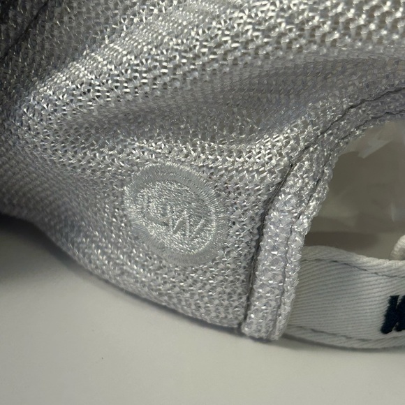 NHL Winnipeg Jets Hat - Picture 7 of 7